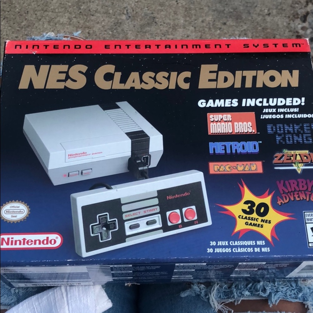 NES Classic Edition with GAMES INCLUDED NEVER USED
